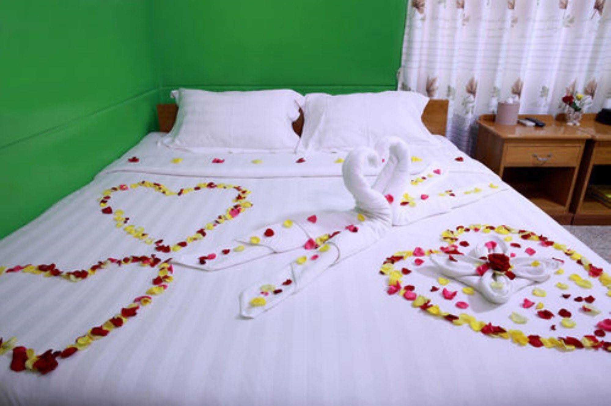 Hotel Venus Mandalay Eksteriør bilde
